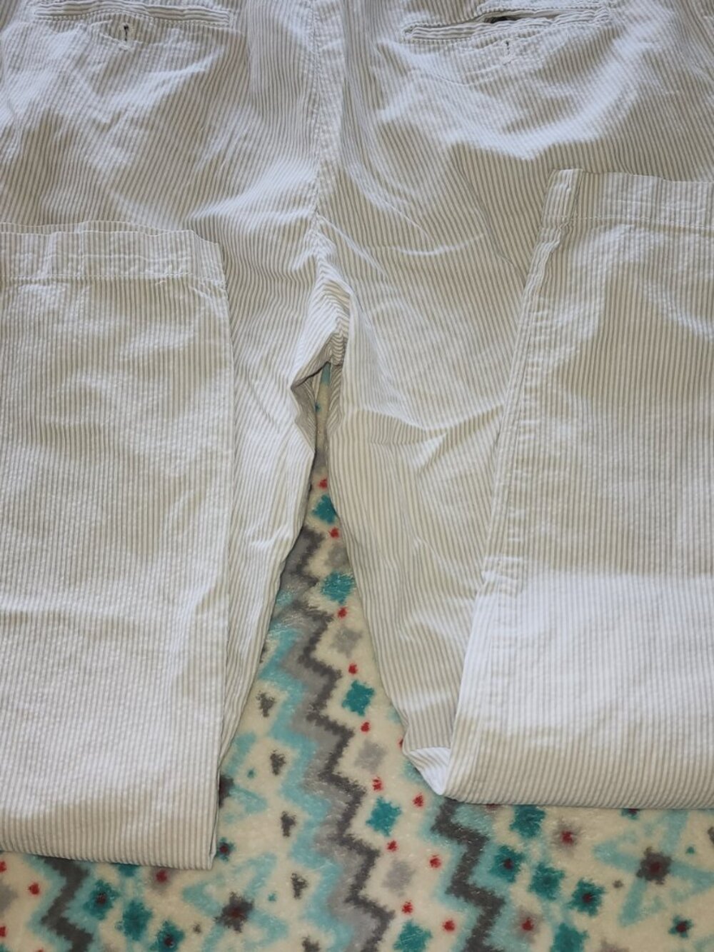 IZOD MENS SIZE 36 30BLUE WHITE pants  PINSTRIPE SEERSUCKER - Picture 3 of 4